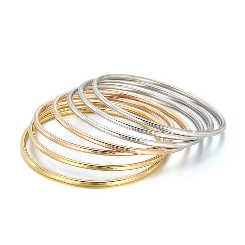 Armreif „Serra“ – Eleganter Damen-Armreif aus Titanstahl in Gold, Silber oder Roségold