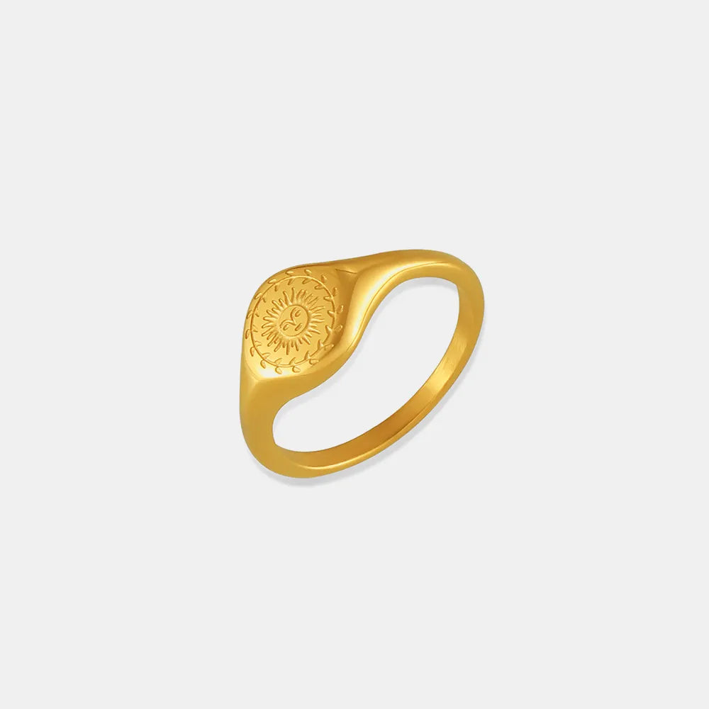 Ring „Soléa“ – Sonnenring aus Titanstahl, 18K vergoldet