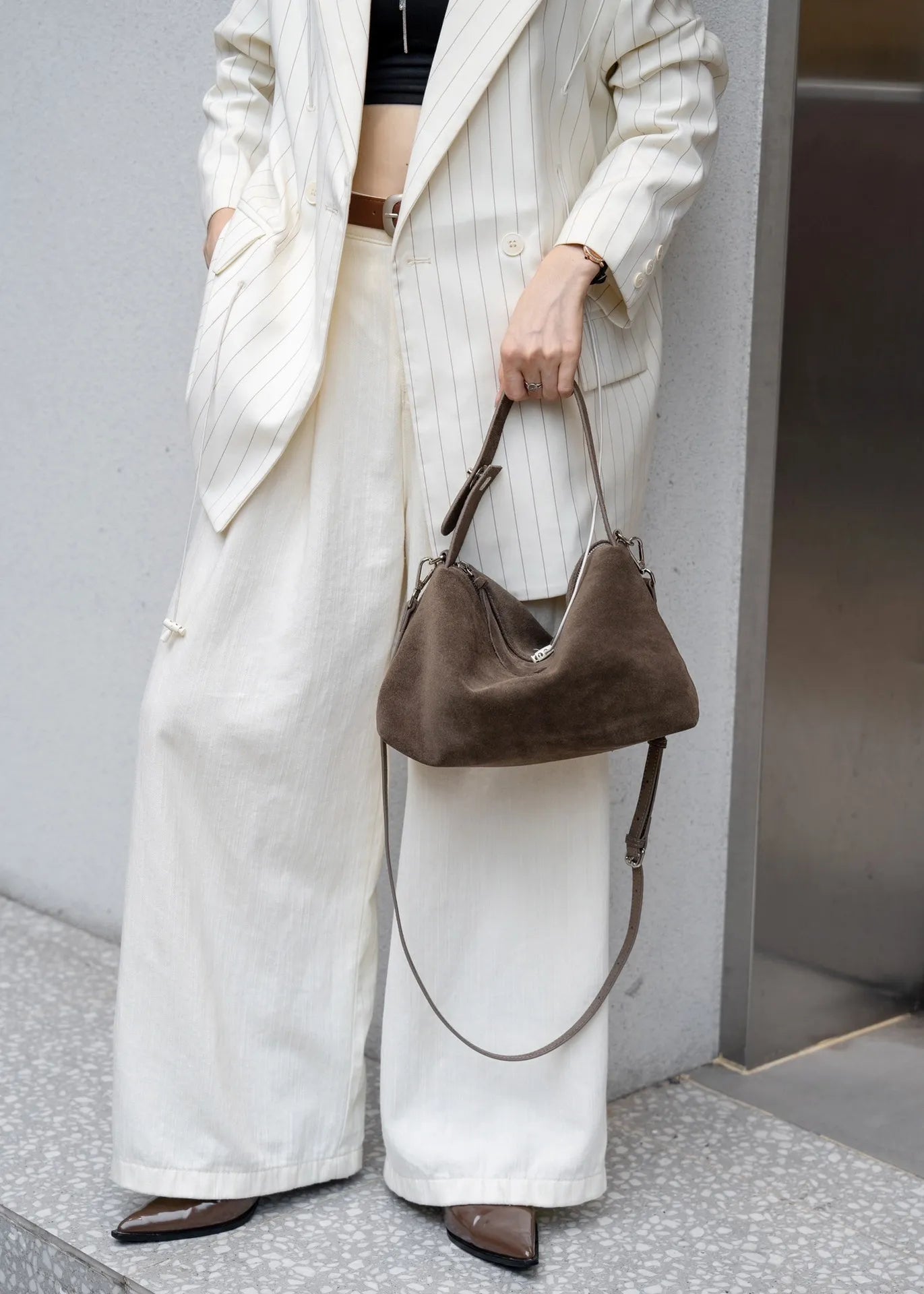Crossbody Bag „Valea“ – Leder-Umhängetasche mit zeitloser Eleganz